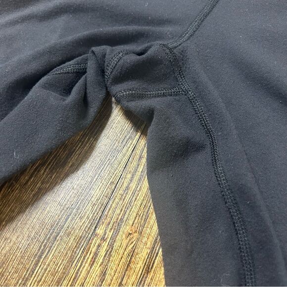 Lululemon Black Leggings Size 4 30” Inseam *Small flaws* Shiny Waistband - Picture 6 of 16